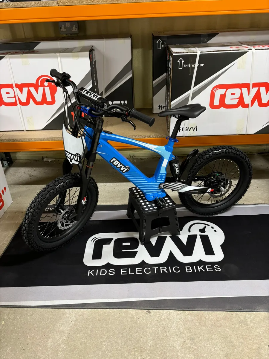 Revvi electric bikes - Image 2