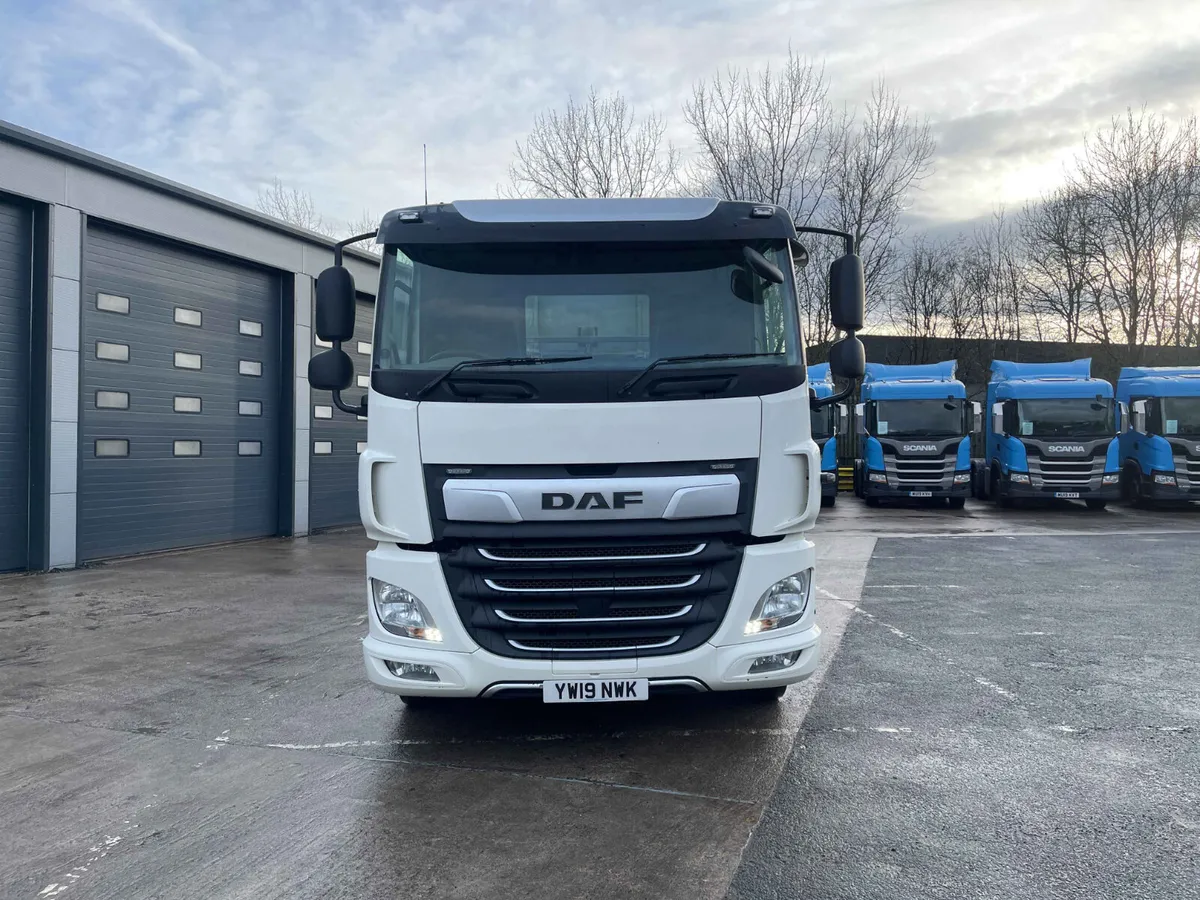 2019 (19) DAF CF 340 STEEL CARRIER 26 TONNE 6X2 - Image 2