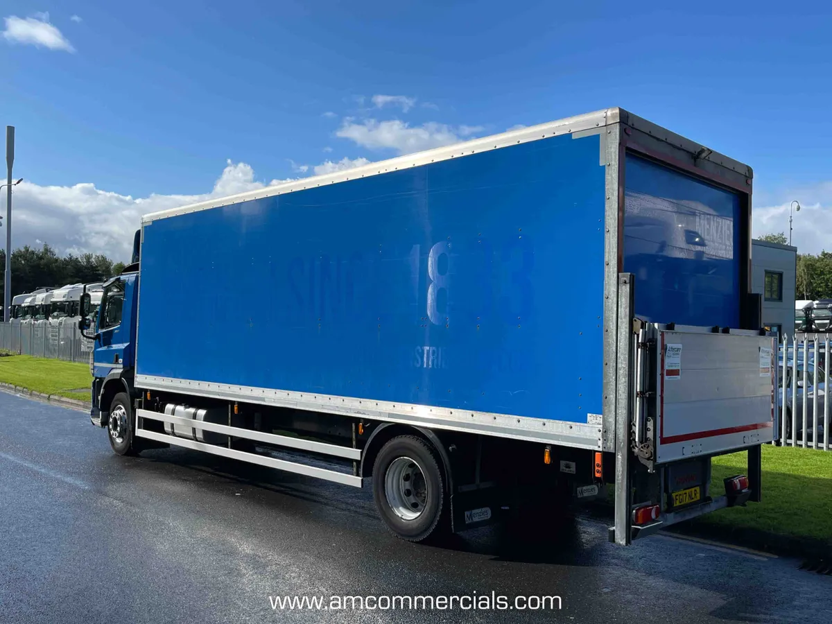 2017 (17) DAF CF 260 BOX 18 TONNE 4X2 - Image 4