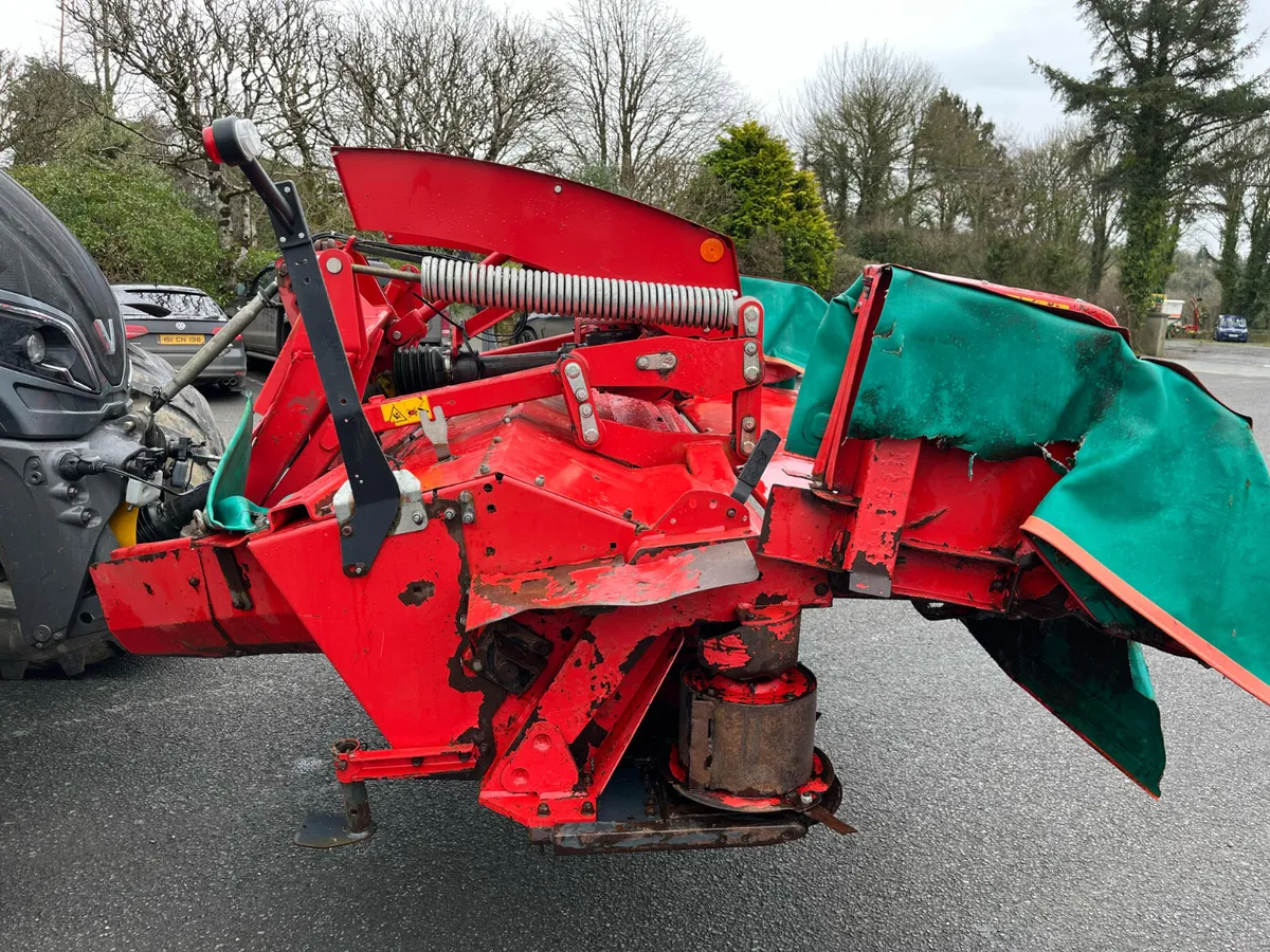 Keverneland 53100MT Butterfly Mowers - Image 3