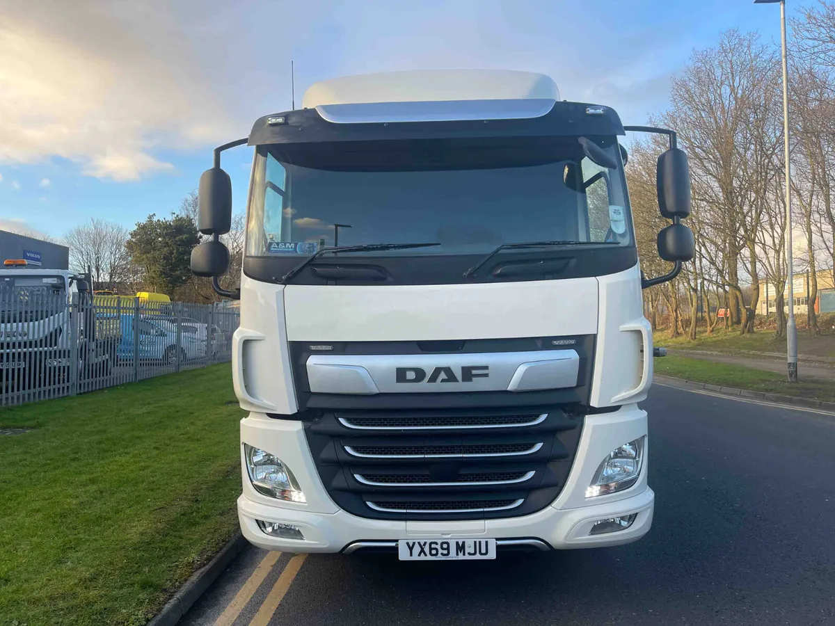 2019 (69) DAF CF 340 STEEL CARRIER 26 TONNE 6X2 - Image 2