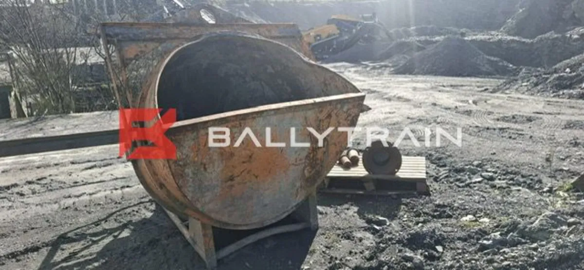 Eichinger Concrete Pouring Skip - Image 3