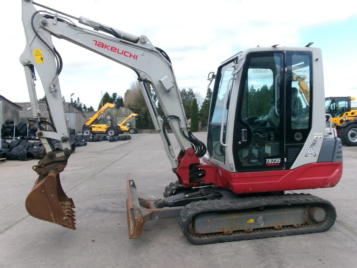 Takeuchi TB235  #14004722 - Image 1