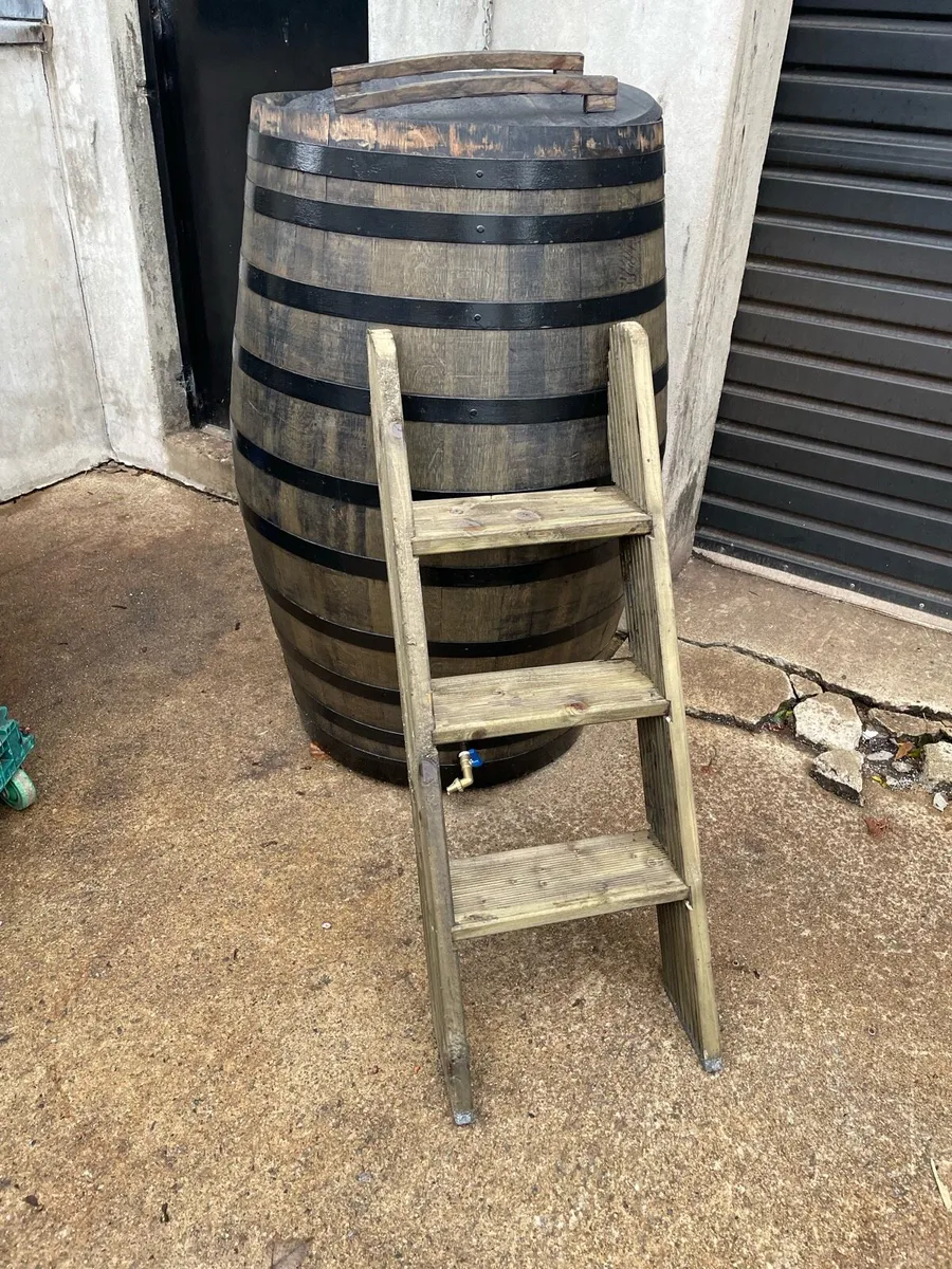 Ice bath whiskey barrel - Image 4