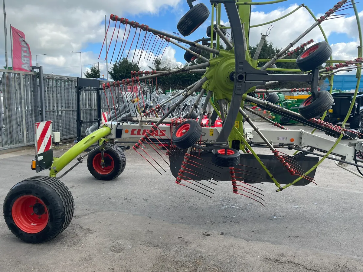 2019 Claas 2800 Liner - Image 3