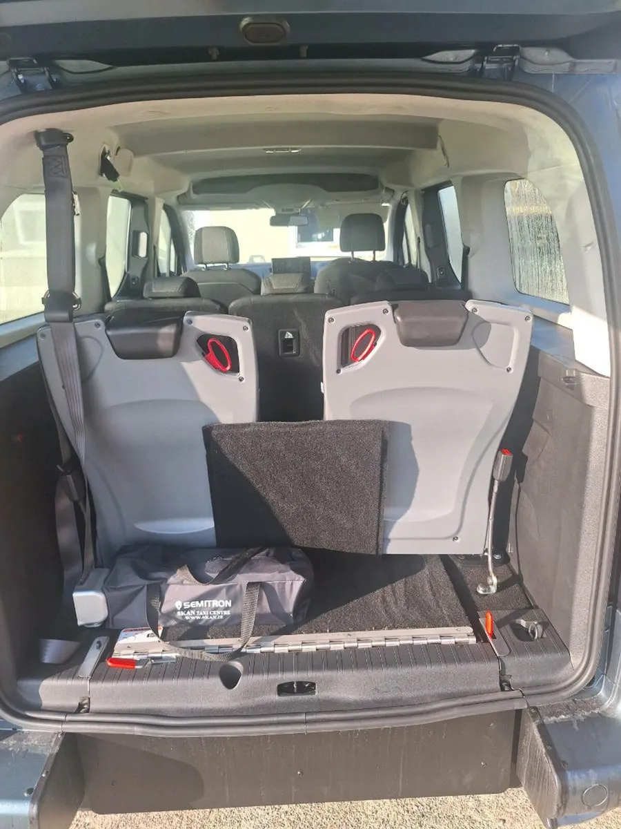 Taxi to rent - Image 3