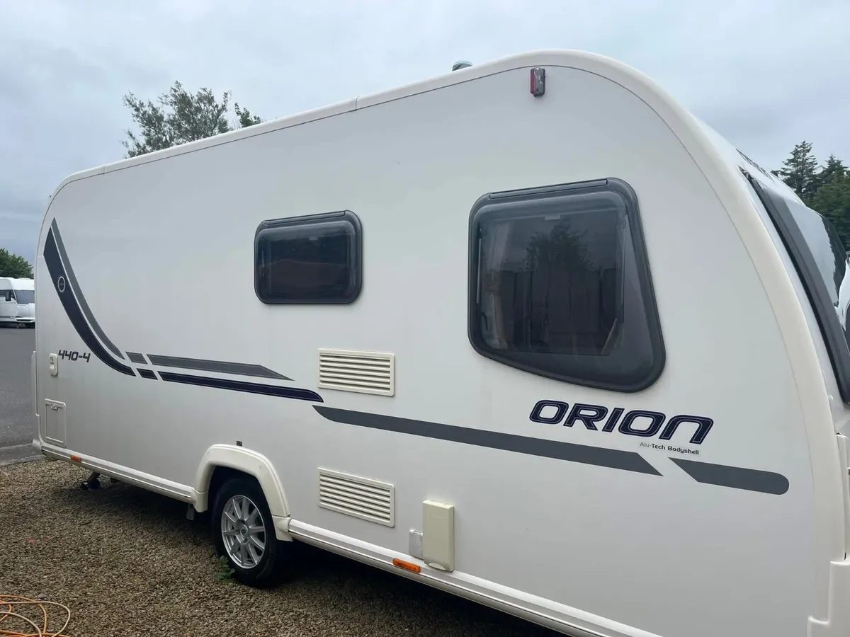 2011 BAILEY ORION 440 4/5 BERTH MINT CARAVAN - Image 2