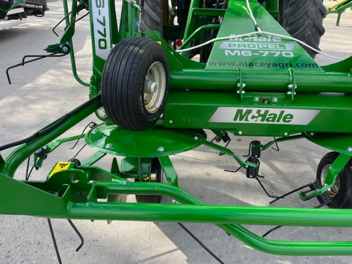 McHale  Pro--M6-770 Tedder - Image 4
