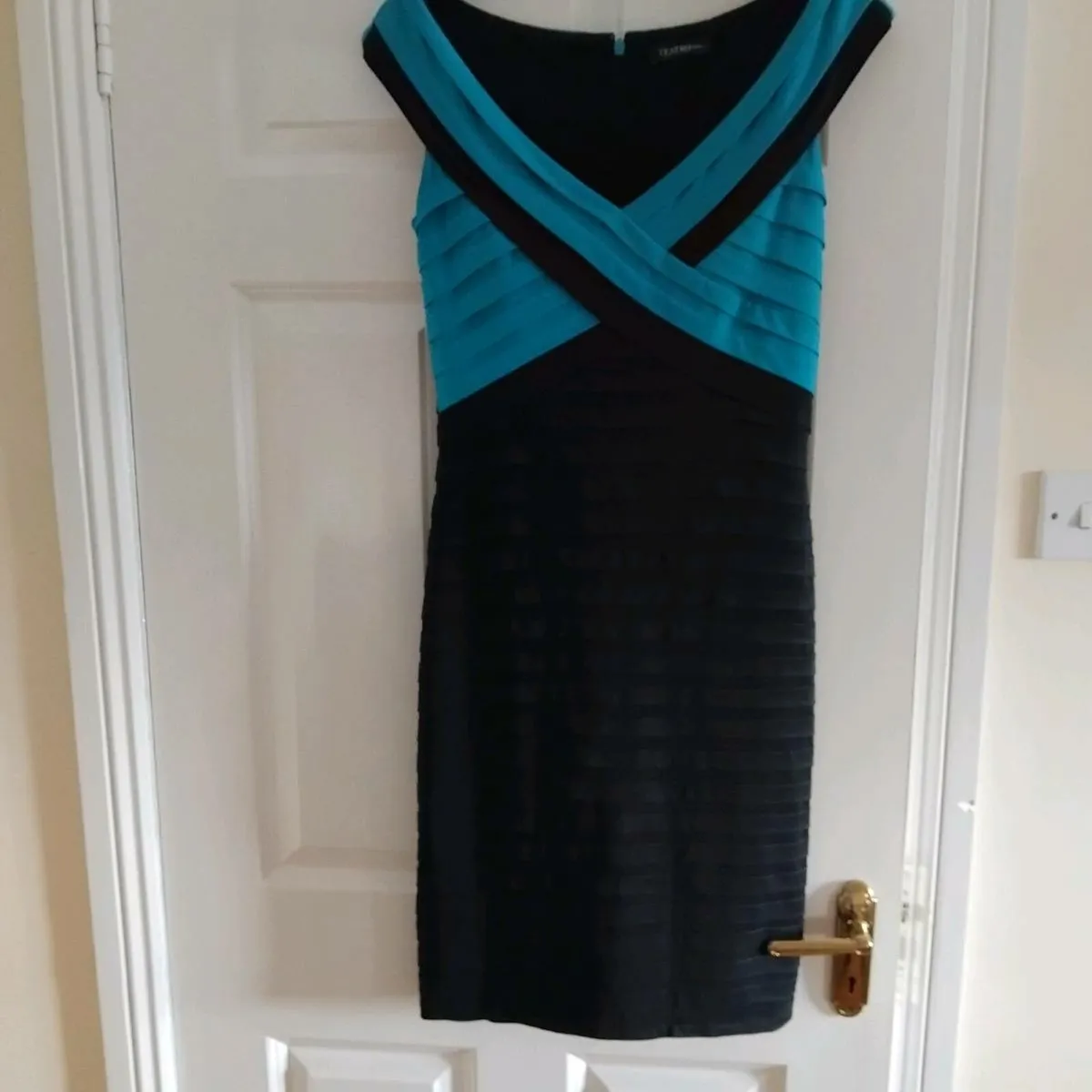 Ladies dress - Image 1