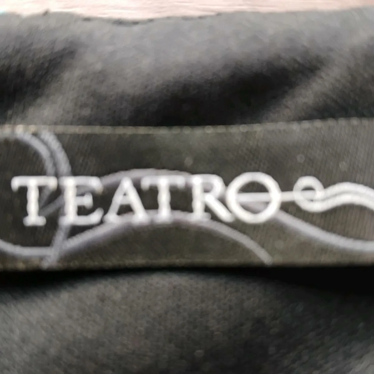 Ladies dress - Image 2