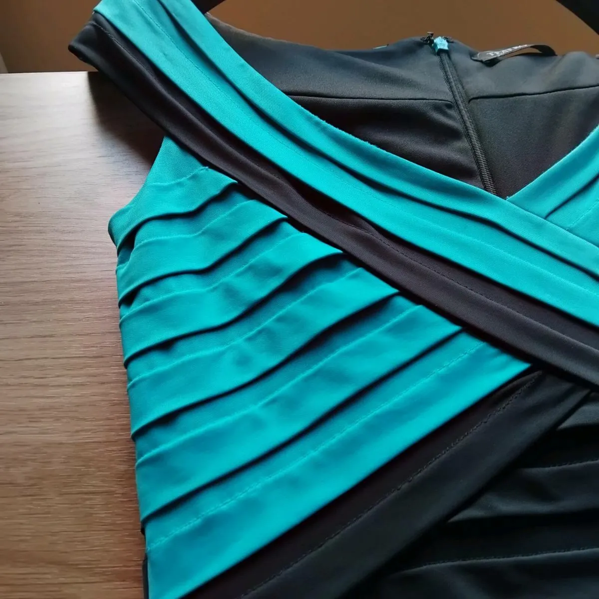 Ladies dress - Image 3