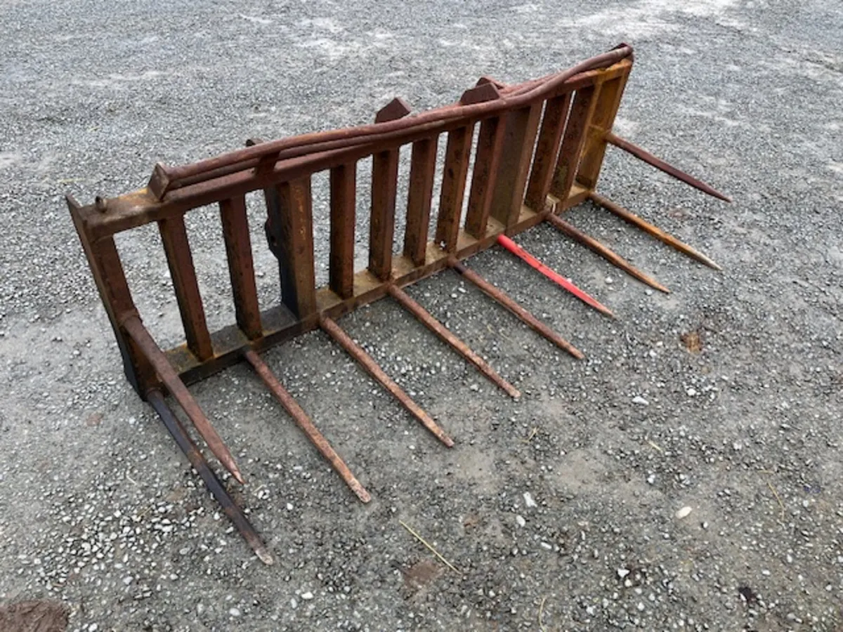 Quick attach Hydrolic suit MF 50B etc - Image 3