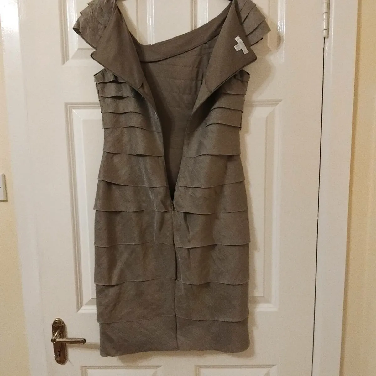 Ladies dress - Image 3