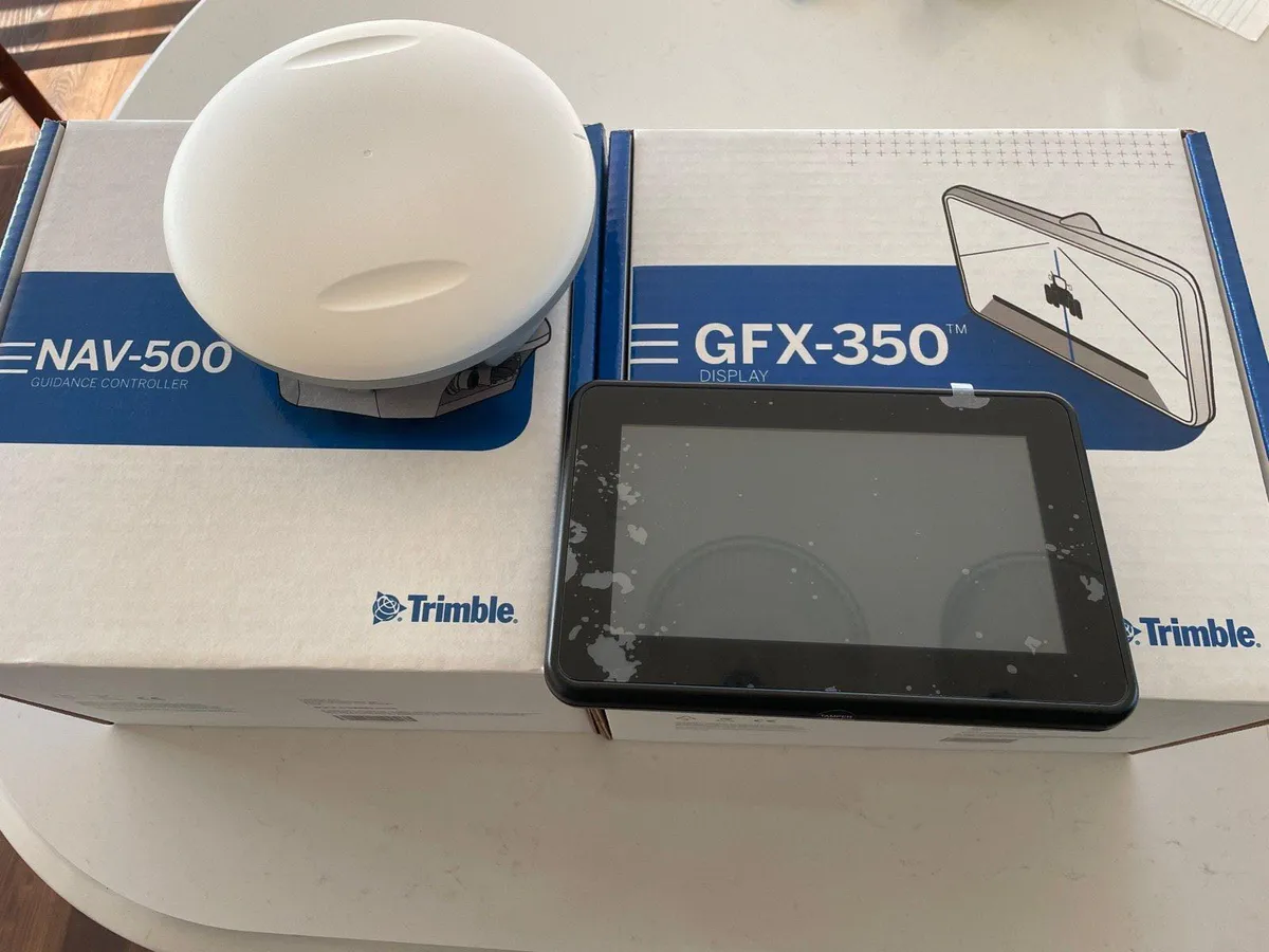 Trimble GPS GFX350 and NAV 500 antenna - Image 3