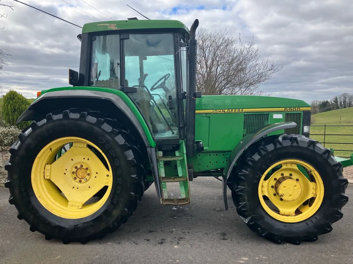 John Deere 6900 - Image 2