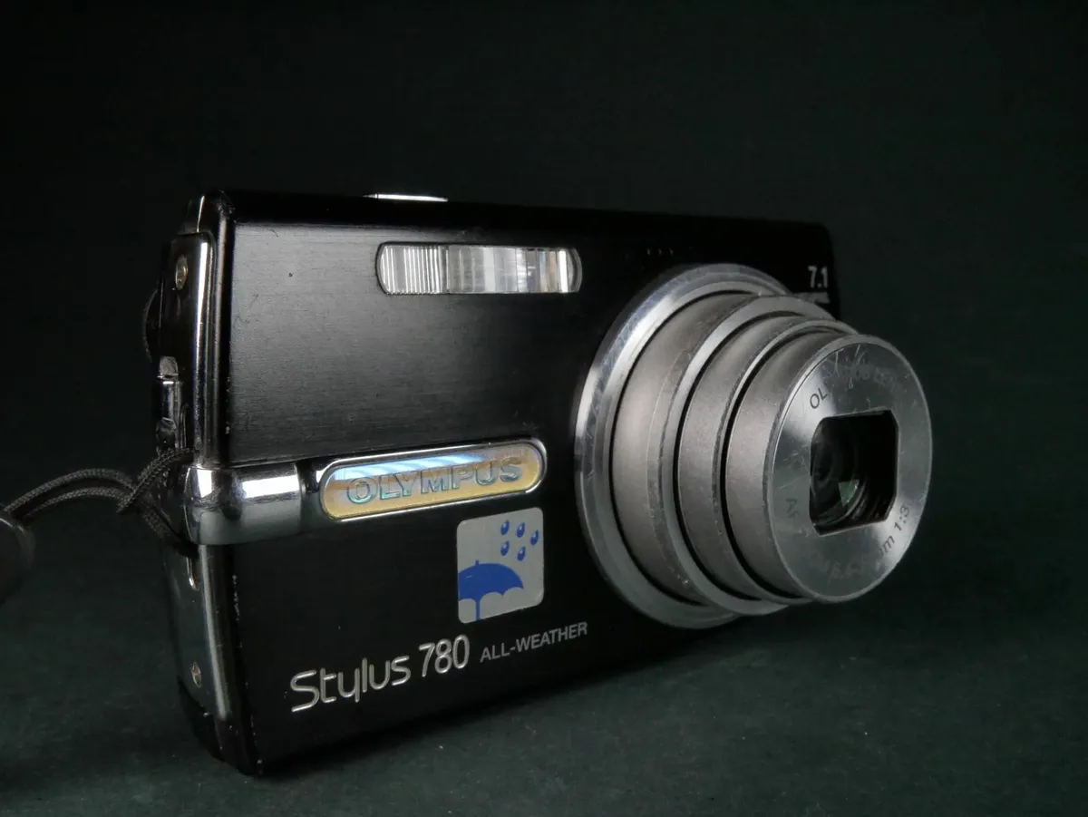 Olympus 780 u Digital Camera All Weather - Image 3