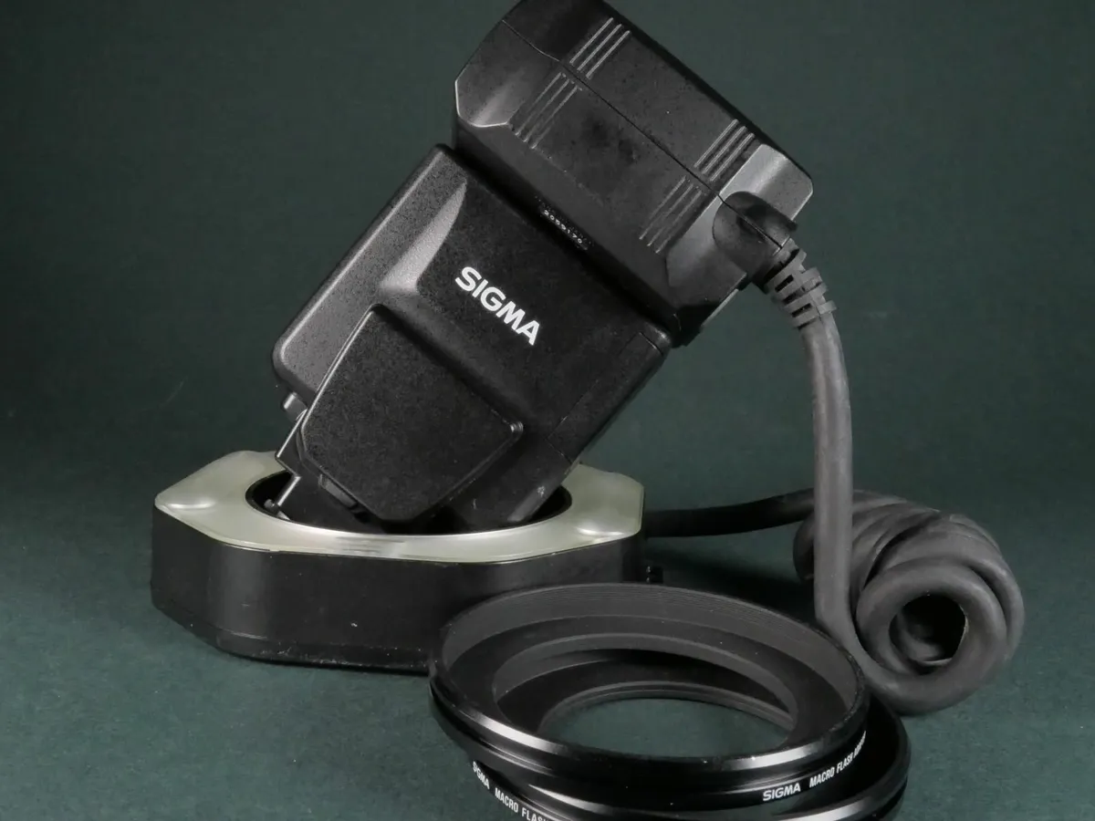Sigma EM-140 DG EO-ETTL II Macro Ring light Flash - Image 2
