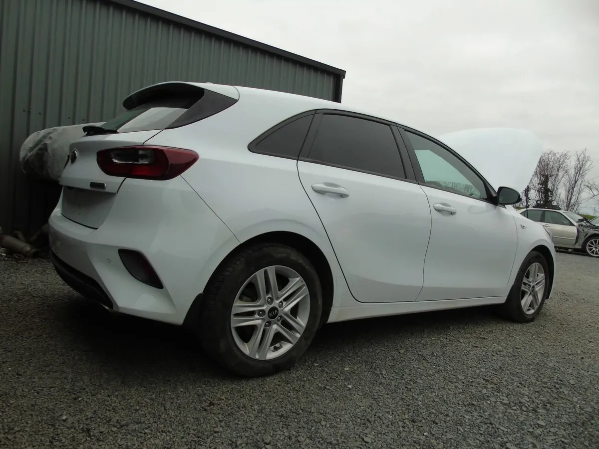 kia ceed's breaking - Image 2