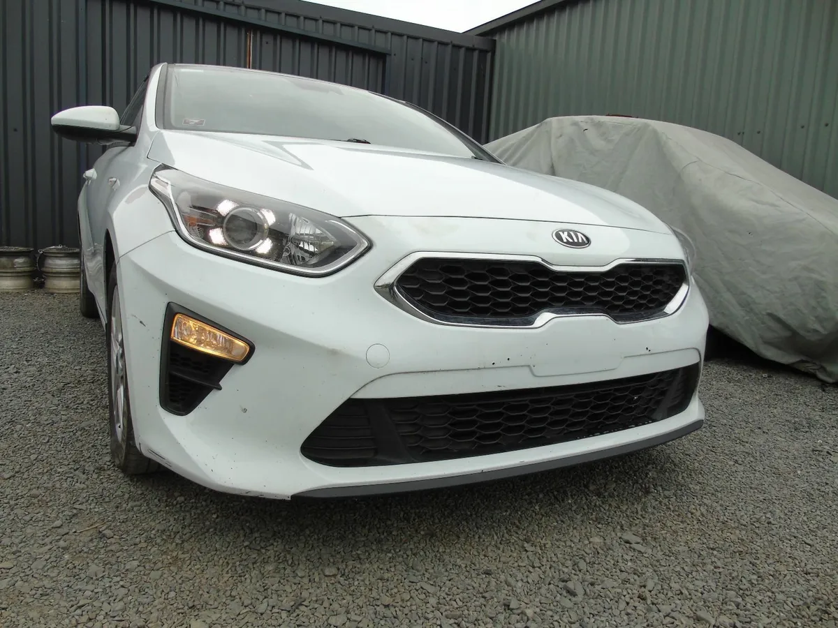 kia ceed's breaking - Image 4