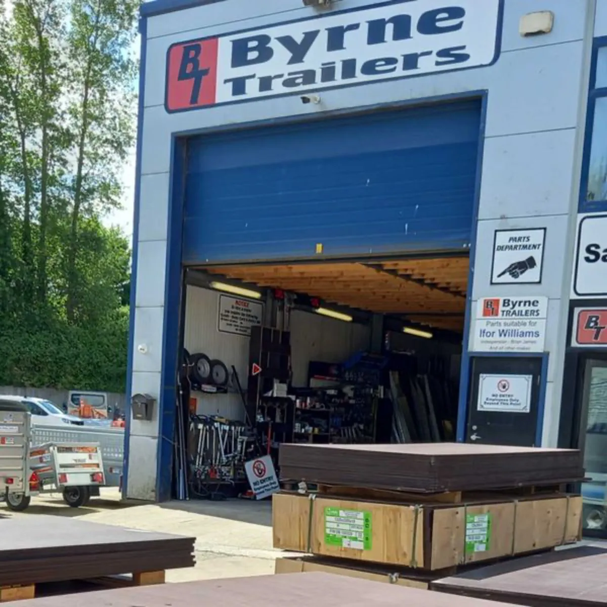 Parts to suit ifor williams horsebox - Image 4