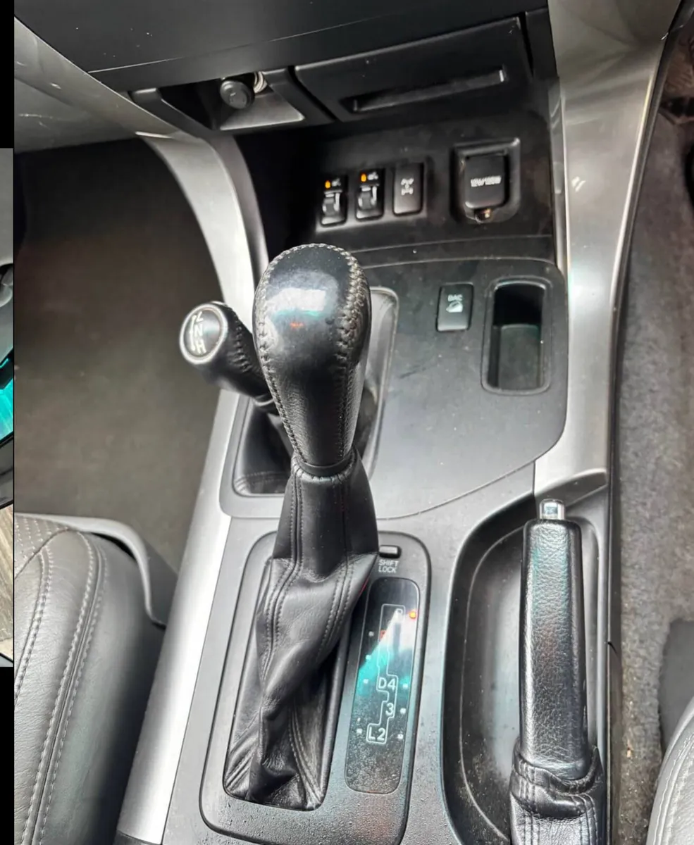 2006 99K Miles Landcruiser Auto - Image 3