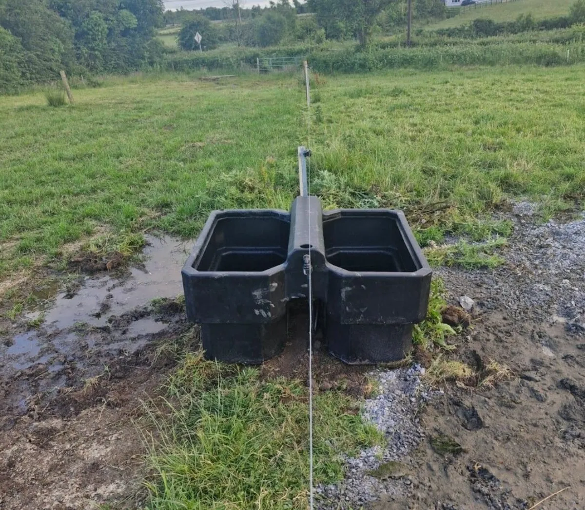 Drinking Trough / Water Trough - Image 4