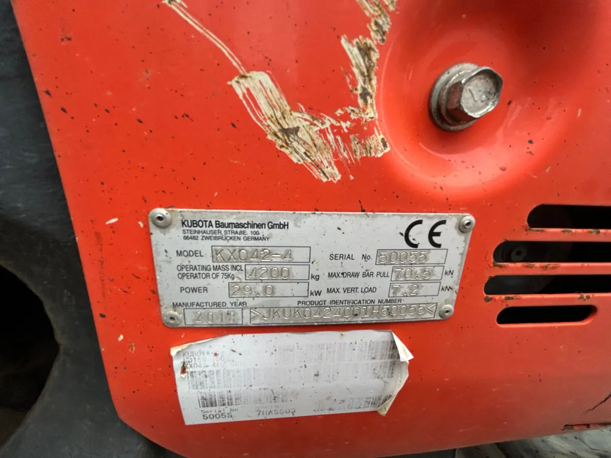 2018 Kubota KX042-4 digger - Image 2