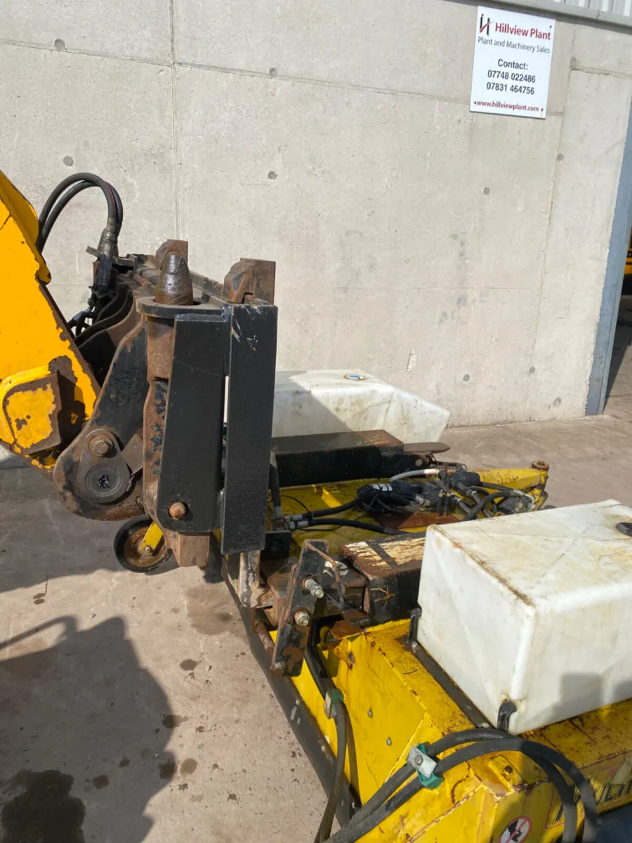 MRE MULTI SWEEPER 425 - Image 4