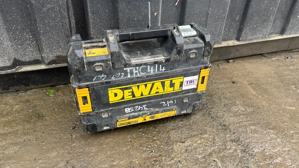 DeWalt Cordless Impact Driver - Image 1