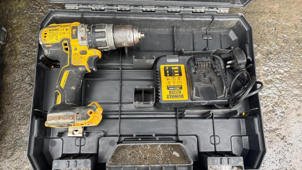 DeWalt Cordless Drill - Image 3