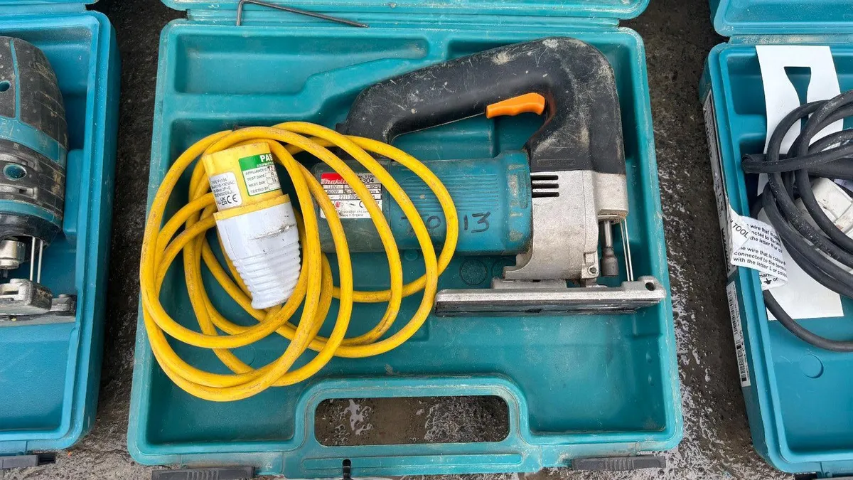 Choice of 3 Makita Jig-Saws - Image 3
