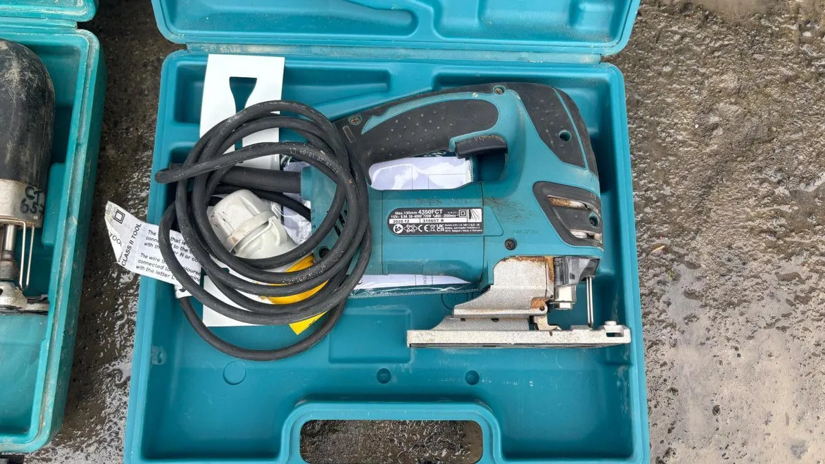 Choice of 3 Makita Jig-Saws - Image 2
