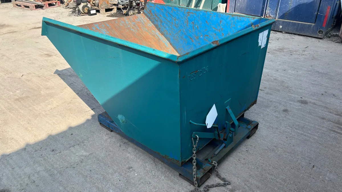 Tipping Skip - Image 4