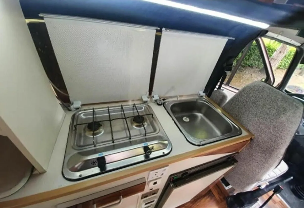 Camper van Transit Restored Vintage  TURBO - Image 3
