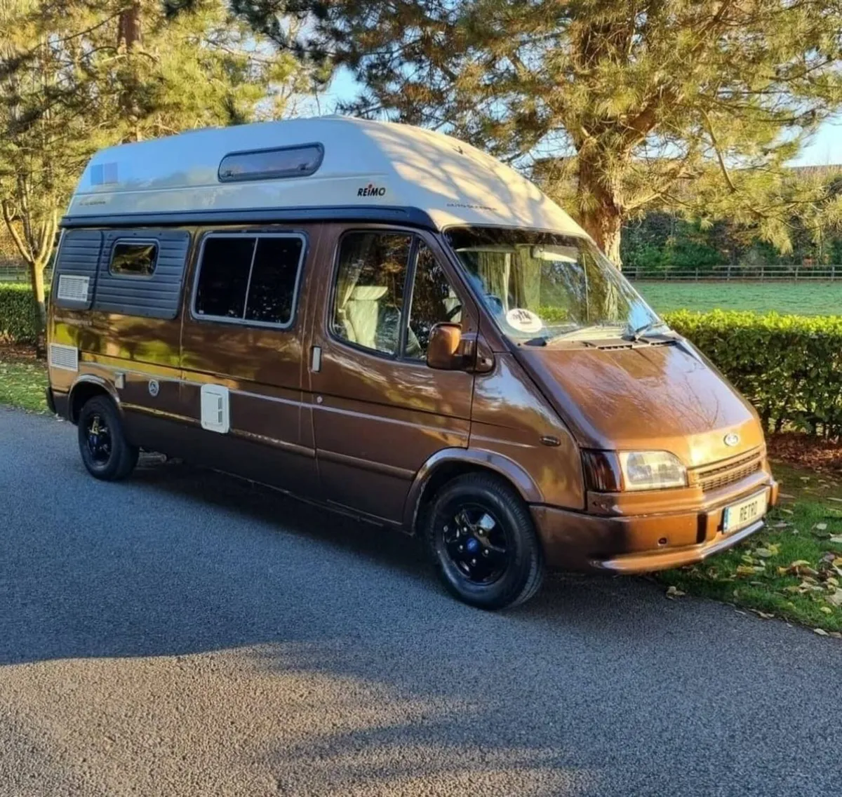 Camper van Ford Transit Restored Vintage - Image 1