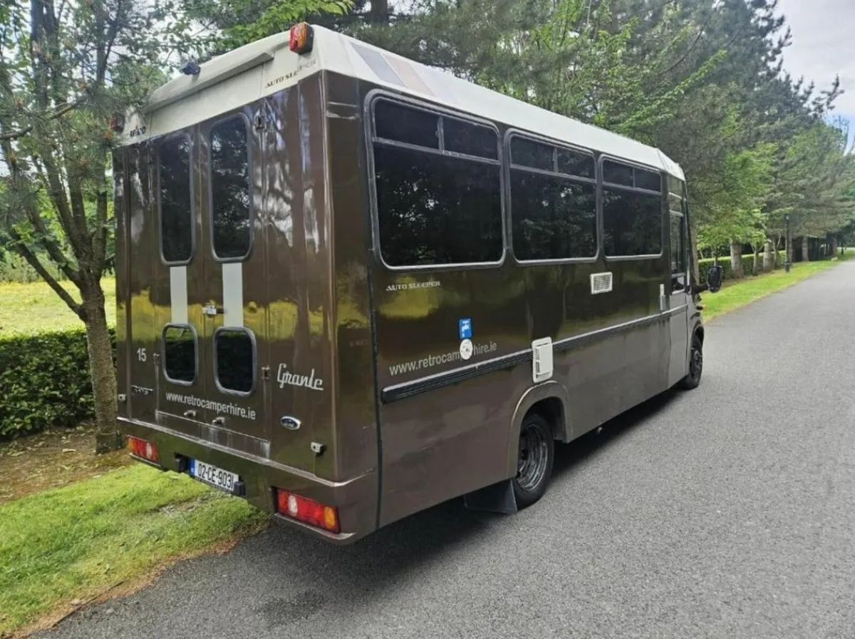 Camper van Ford Transit Restored Vintage TURBO - Image 2
