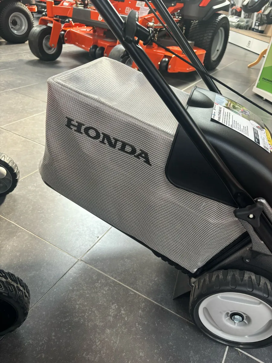 Honda IZY HRG466 Walkbehind lawnmower - Image 4