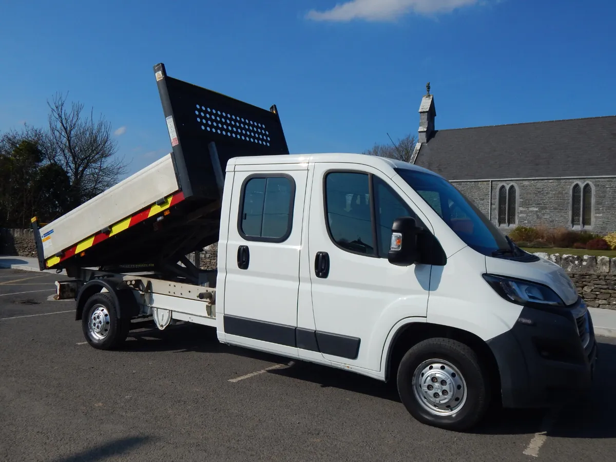 2017 Peugeot Boxer Tipper 97 kms CVRT 07/26 - Image 1