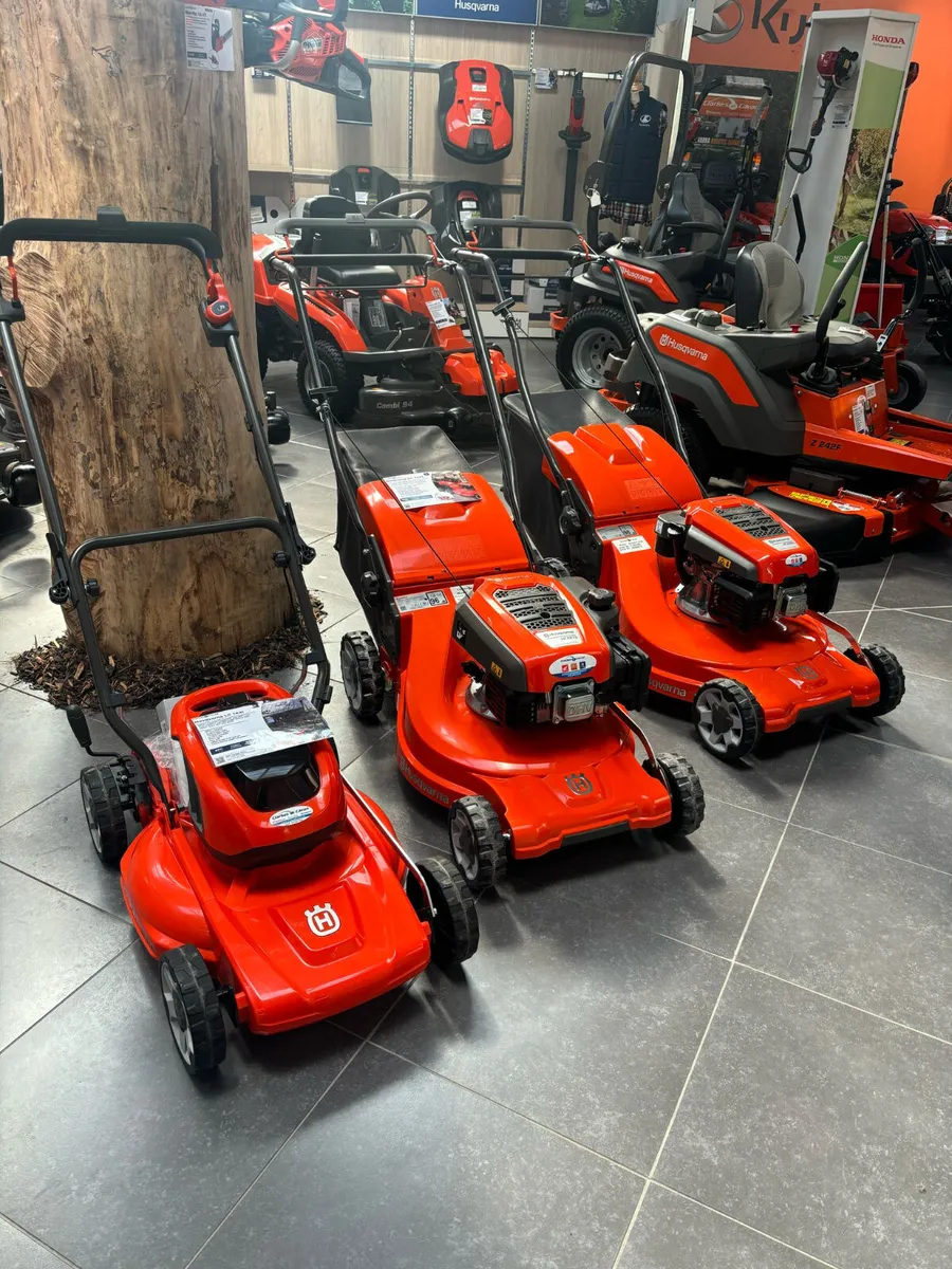 Husqvarna Walk Behind Lawnmowers - Image 1