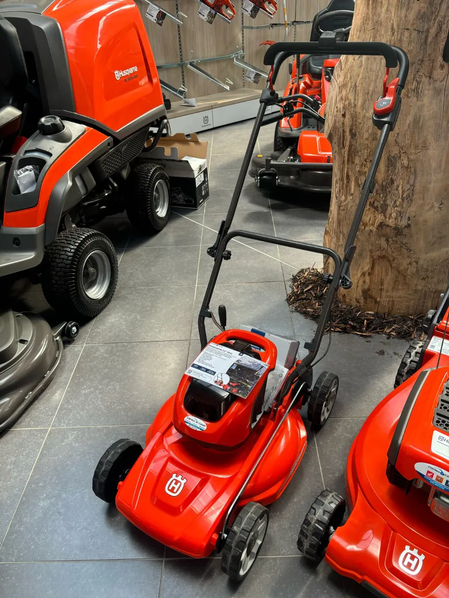 Husqvarna Walk Behind Lawnmowers - Image 2