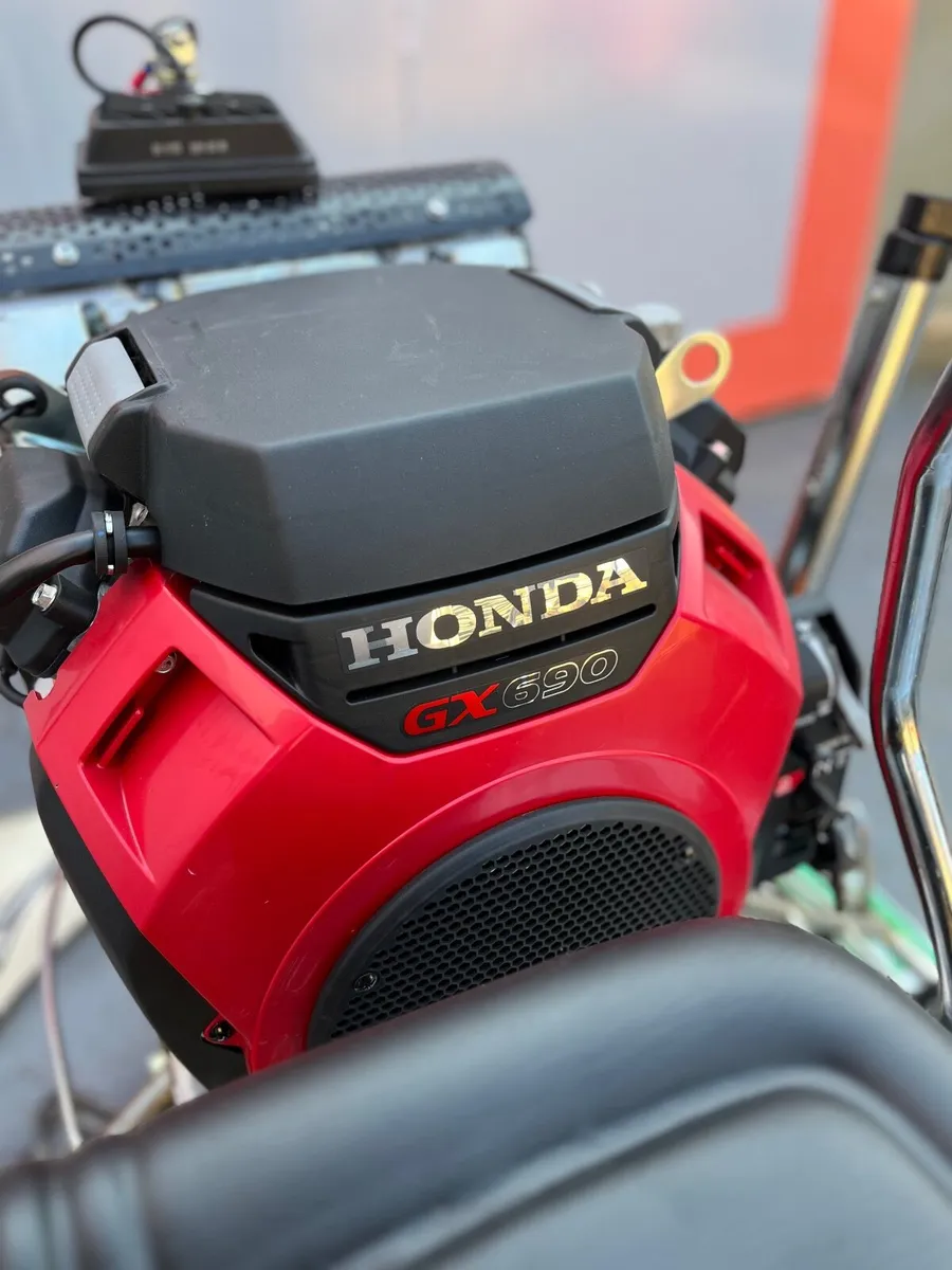 Honda Ride on Power Float at Toolman.ie - Image 2