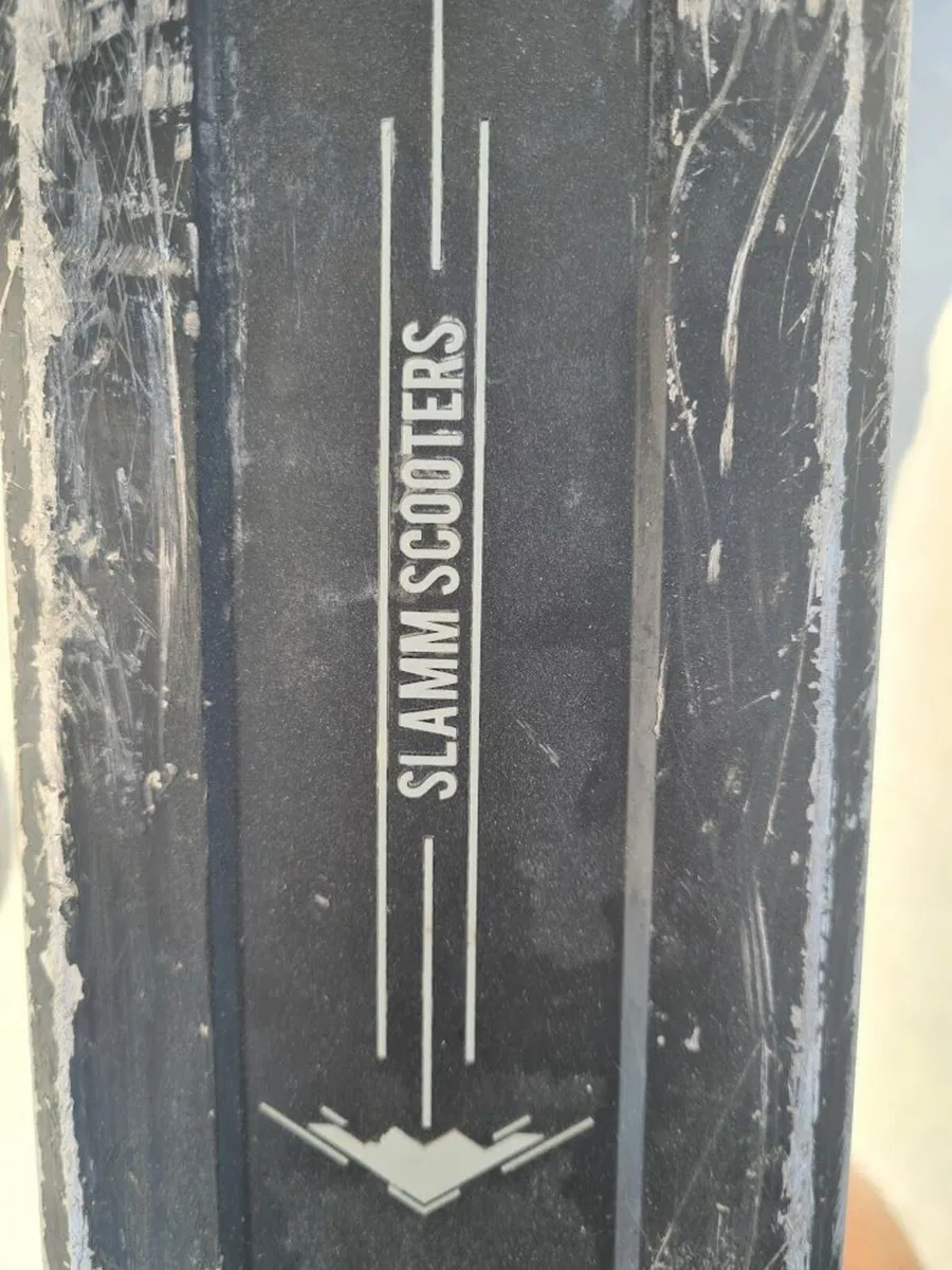 Slamm Classic is a beginner stunt scooter - Image 3