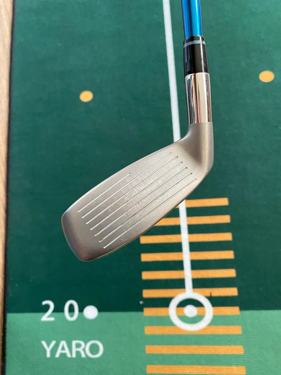 Adams Hybrid (peanut) 3 Iron 20 degree - Image 1