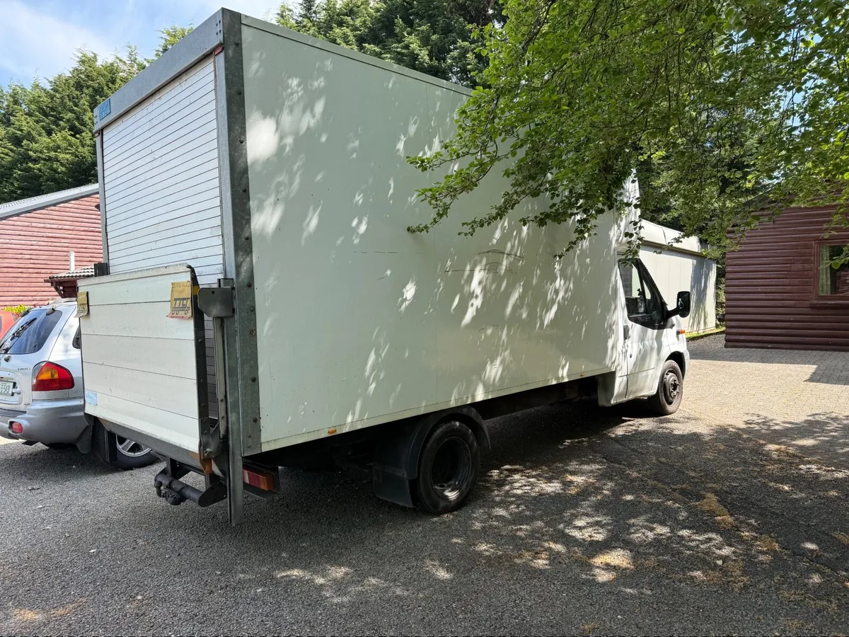 Alex Man With Van - Image 3