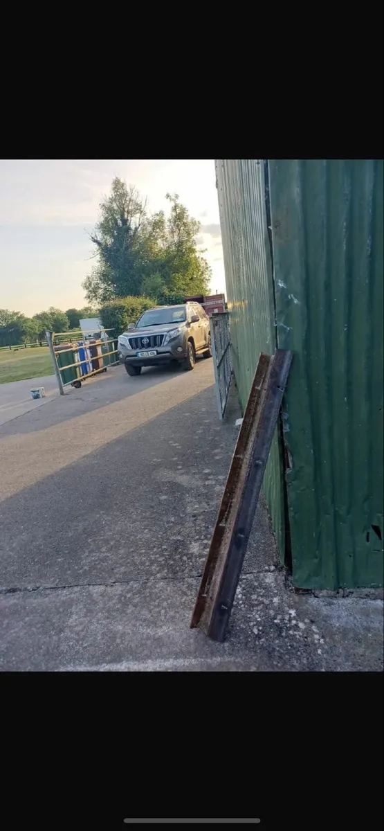 ACROW AND RMD CORNERS - Image 2