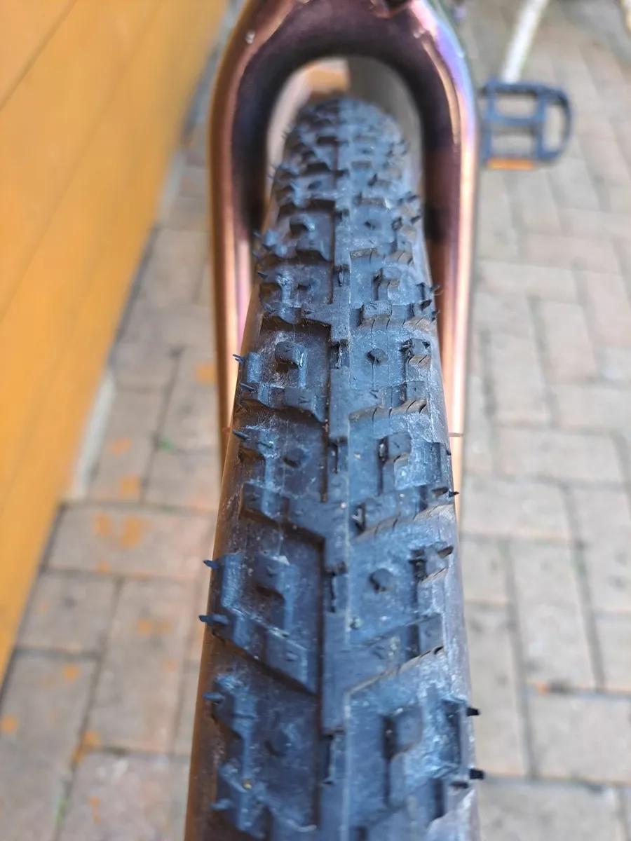 Cannondale topstone 2 gravel or road bicycle - Image 3