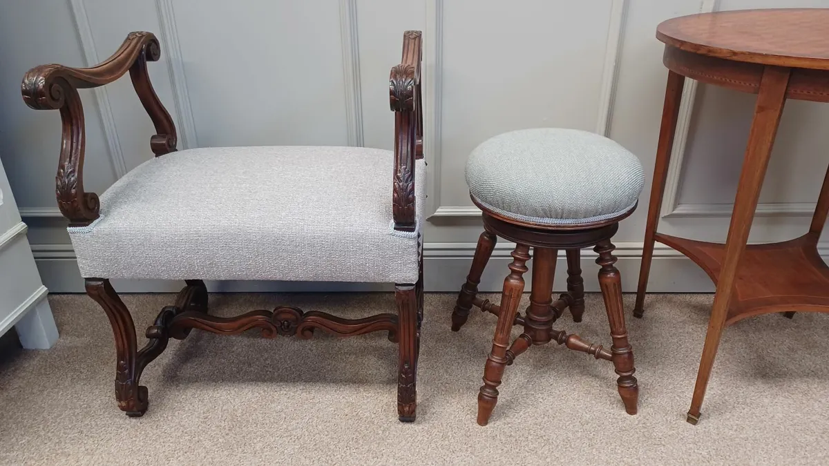 Two piano seats and three tables - Image 3