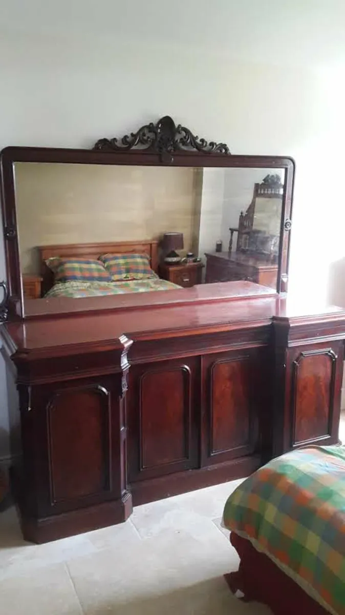 Antique sideboards - Image 4