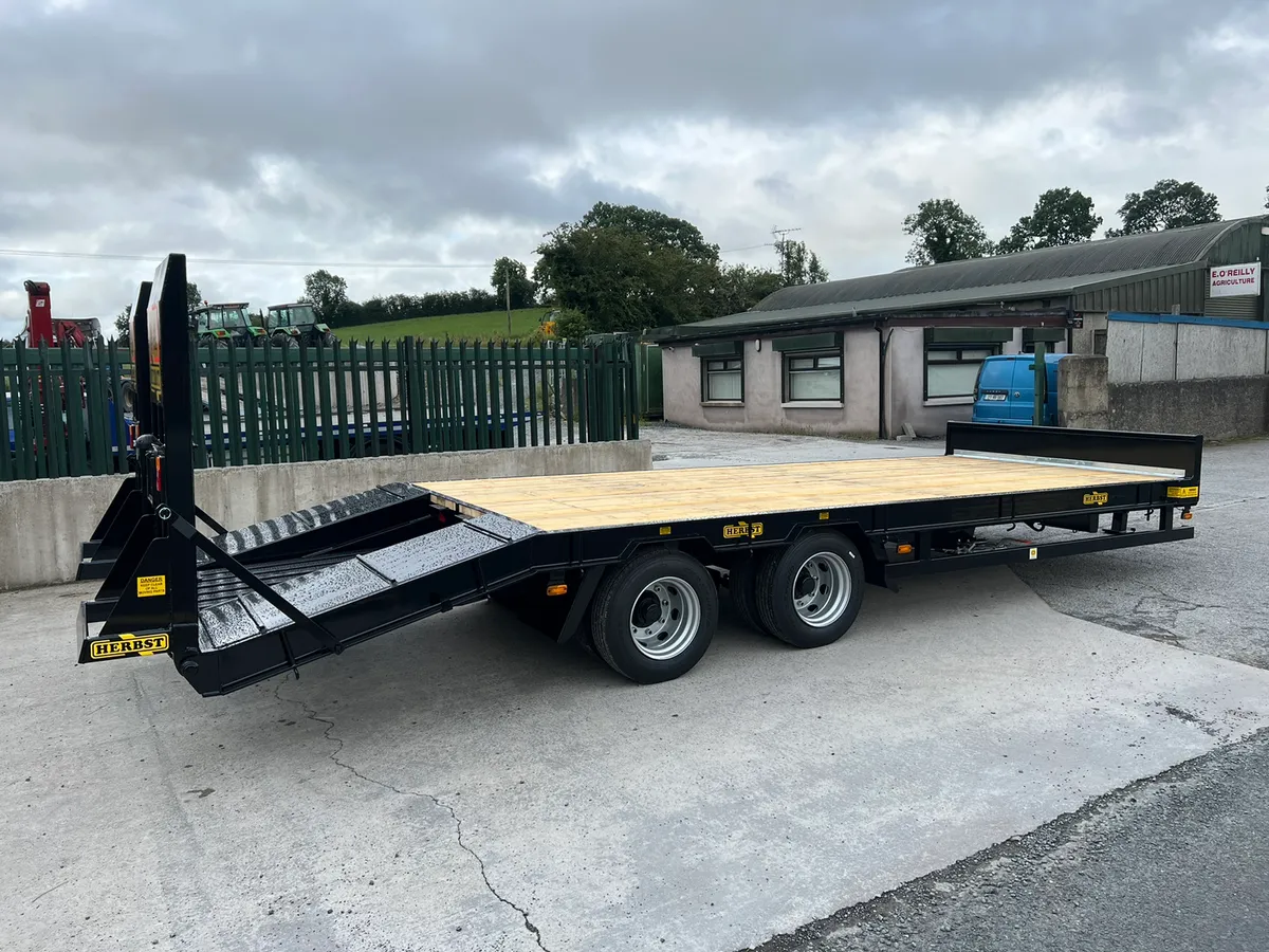 *** NEW HERBST 19 TONNE 24FT LOW LOADER *** - Image 4