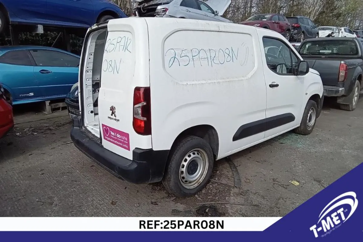 2020 PEUGEOT PARTNER BRAKING FOR PARTS - Image 3